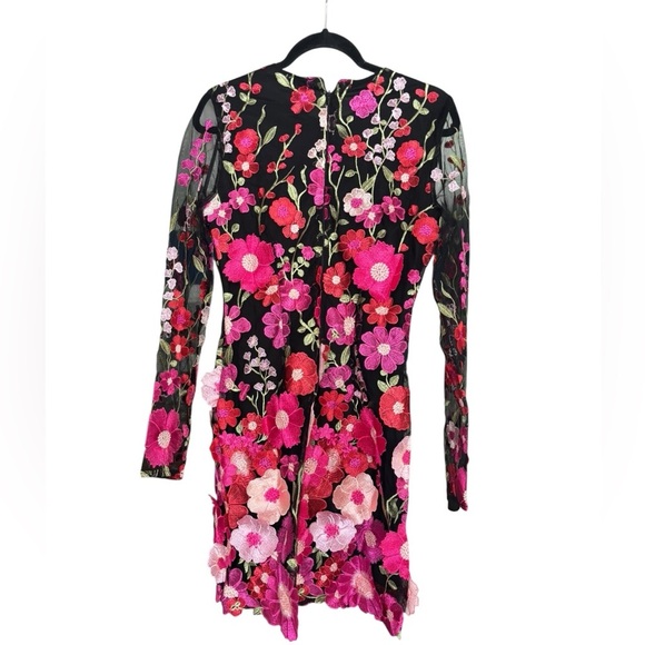 NWT Avec Les Filles Black Pink Daisy Embroidered Mesh Mini Dress Size 2 - Picture 2 of 7